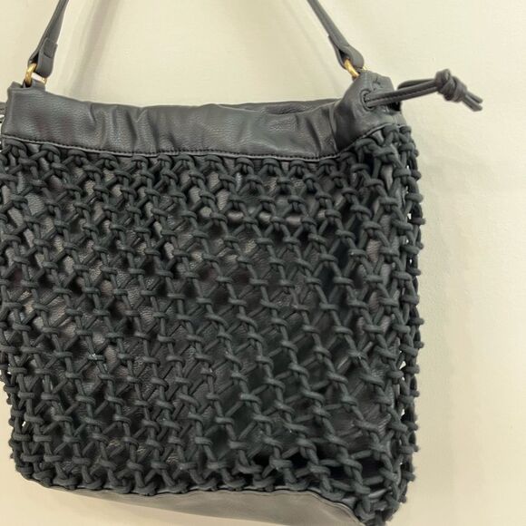 Elizabeth and James Black Mesh Market Shoulder Bag - Picture 3 of 6
